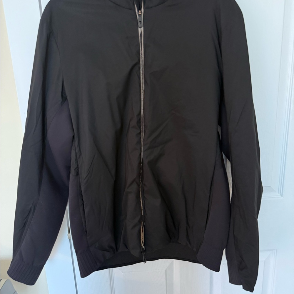 lululemon athletica Men's Lightweight Black Zip Jacket